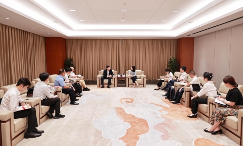 招商银行荆门分行副行长廖壮一行莅临征途国际官网调研