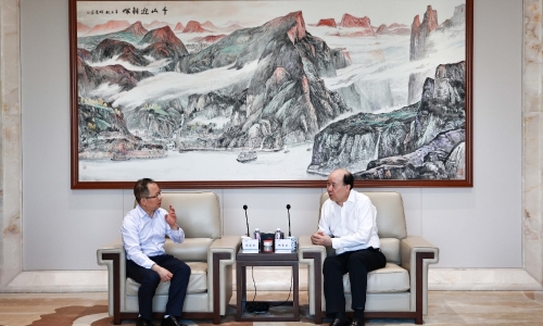 国网黄冈供电公司总经理乐全明莅临征途国际官网调研