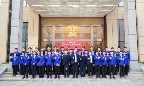 喜迎新年 共话将来丨2025新年座谈会，我们面对面、心贴心！