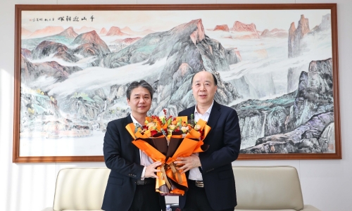 新春慰问一向歇，双向传递暖人心